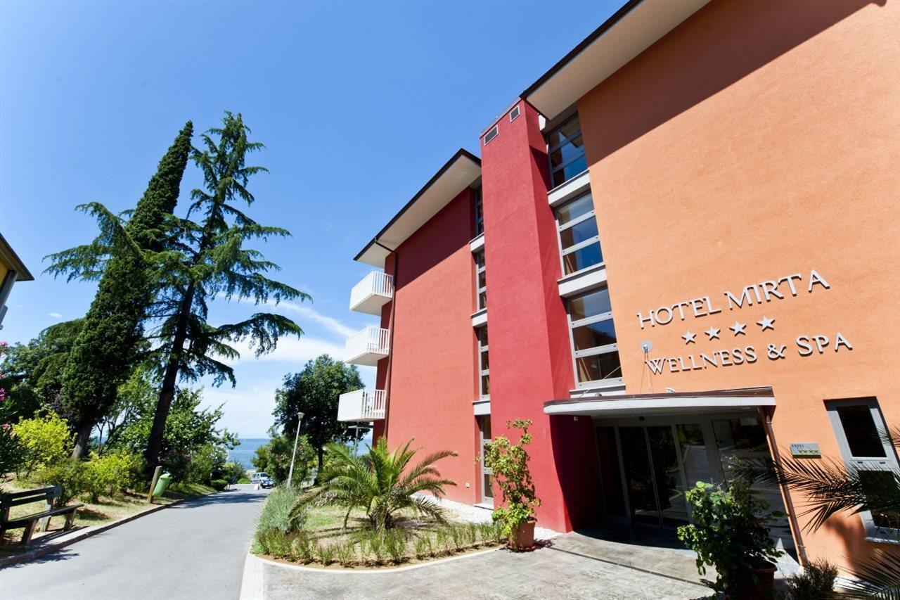 Haliaetum And Mirta Hotel Izola Buitenkant foto